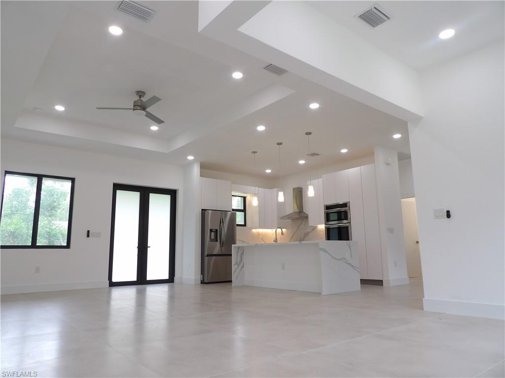 174 Ocean Park Dr Property Photo 2