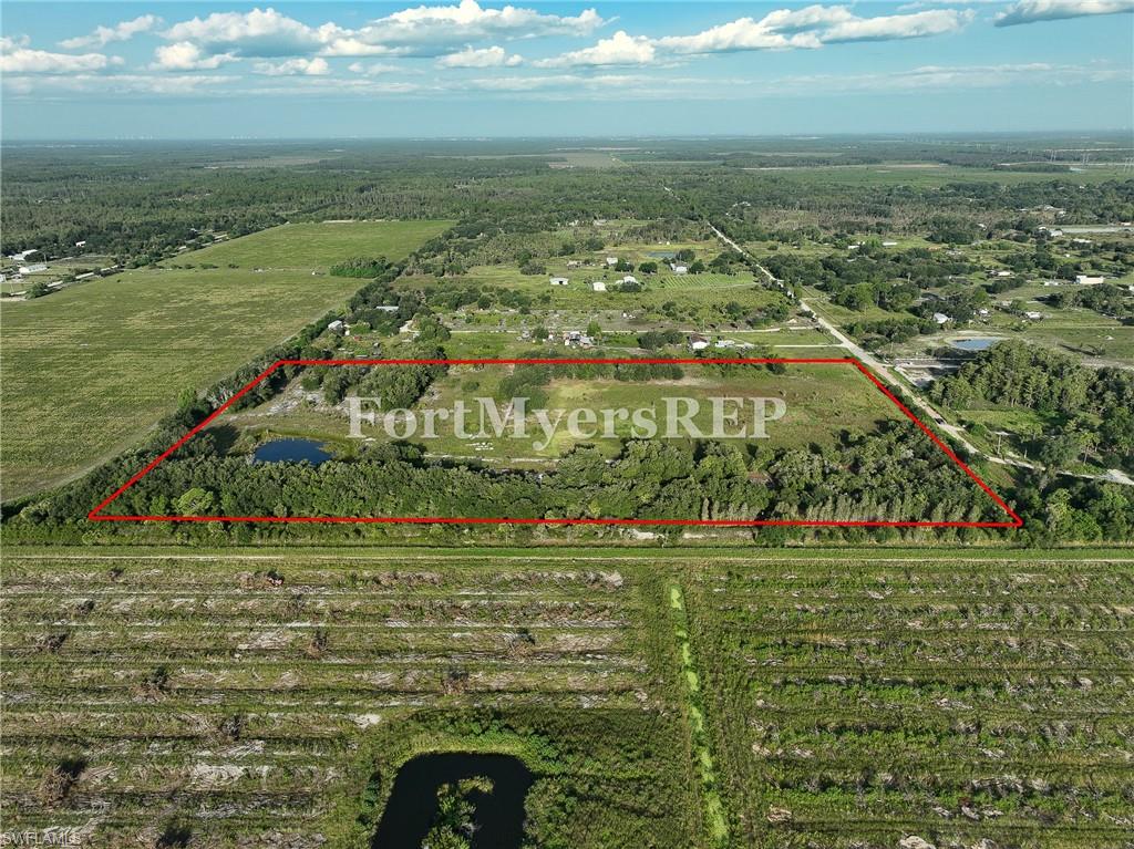 23910 Tinas Ln Property Photo 7