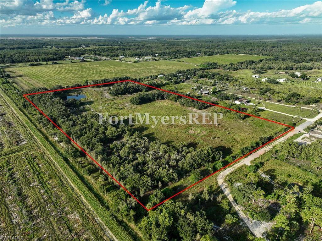 23910 Tinas Ln Property Photo 22