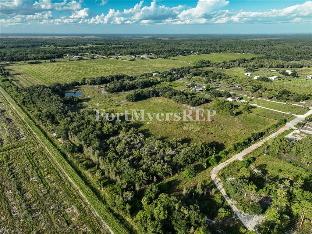 23910 Tinas Ln Property Photo 23