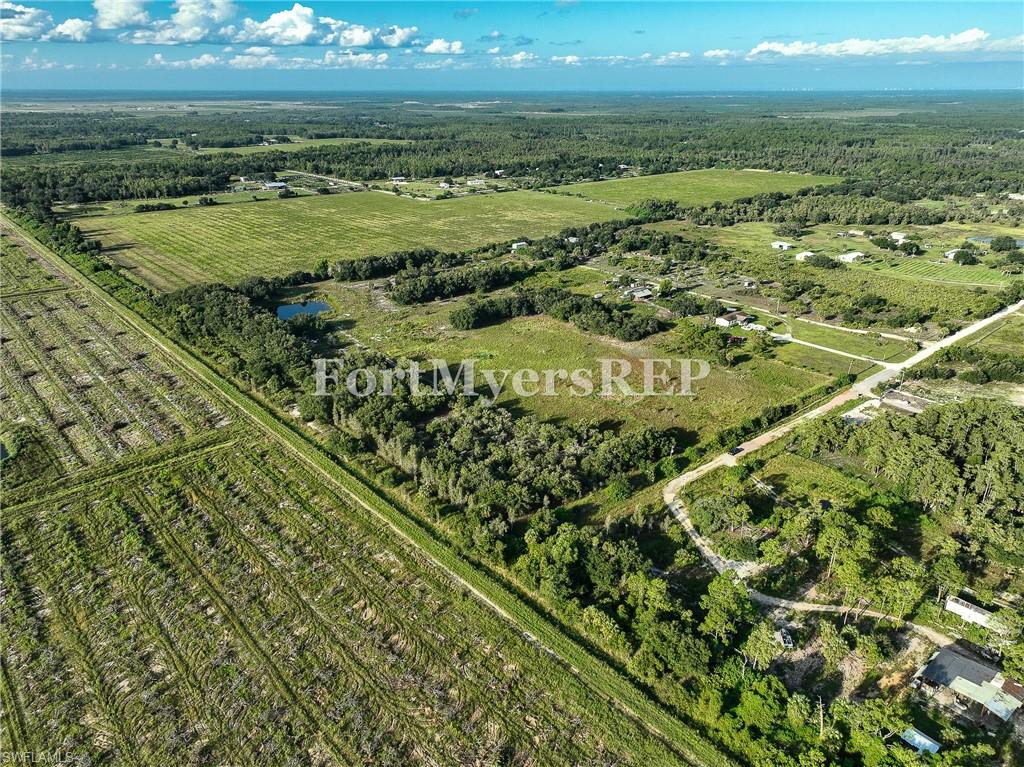 23910 Tinas Ln Property Photo 24