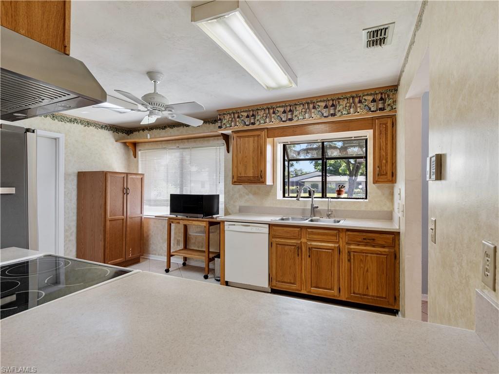 5853 Wyldewood Lakes Ct Property Photo 15