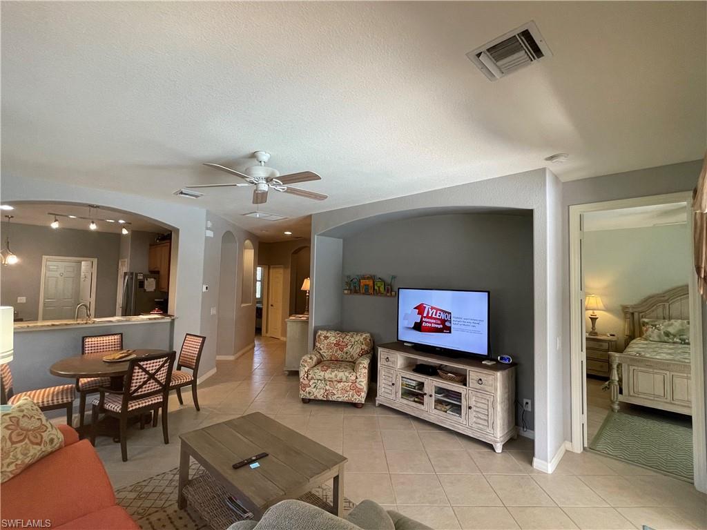 10630 Camarelle Cir Property Photo 4