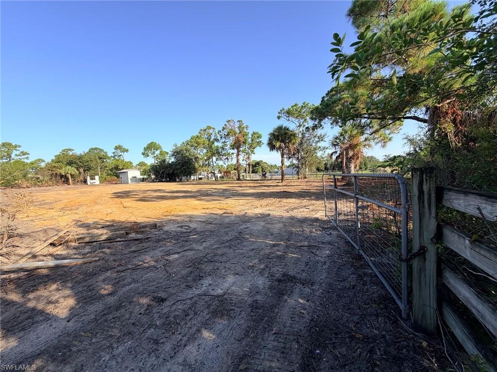 29120 Polk Dr Property Photo 2