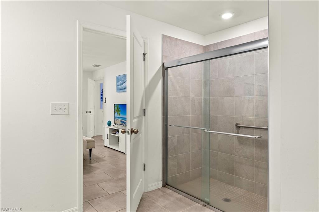 3813 Treasure Oak Way Property Photo 19