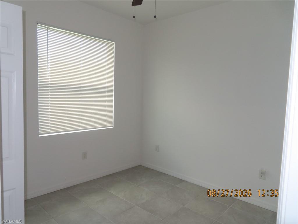 2713 7th St W Property Photo 5