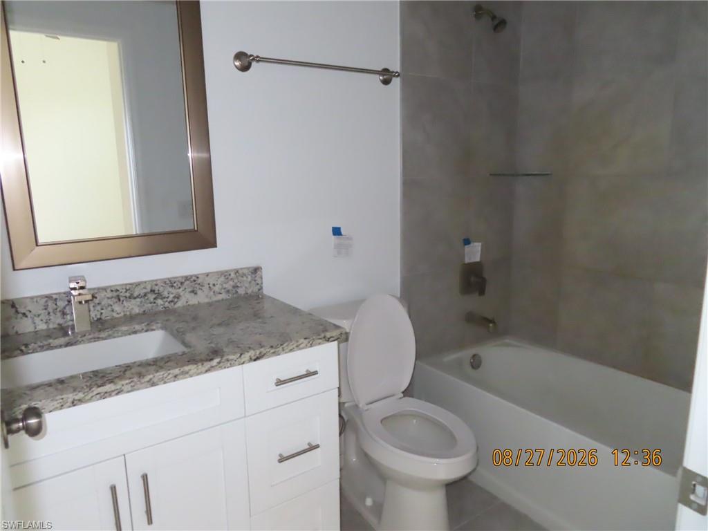 2713 7th St W Property Photo 9
