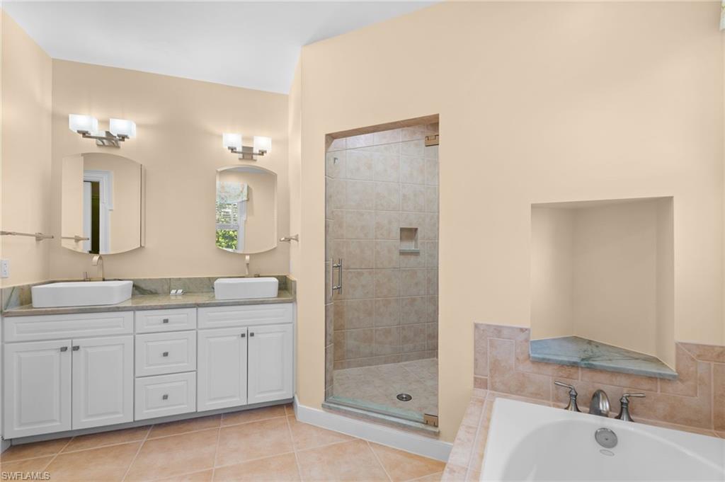 475 Las Tiendas Ln Property Photo 16