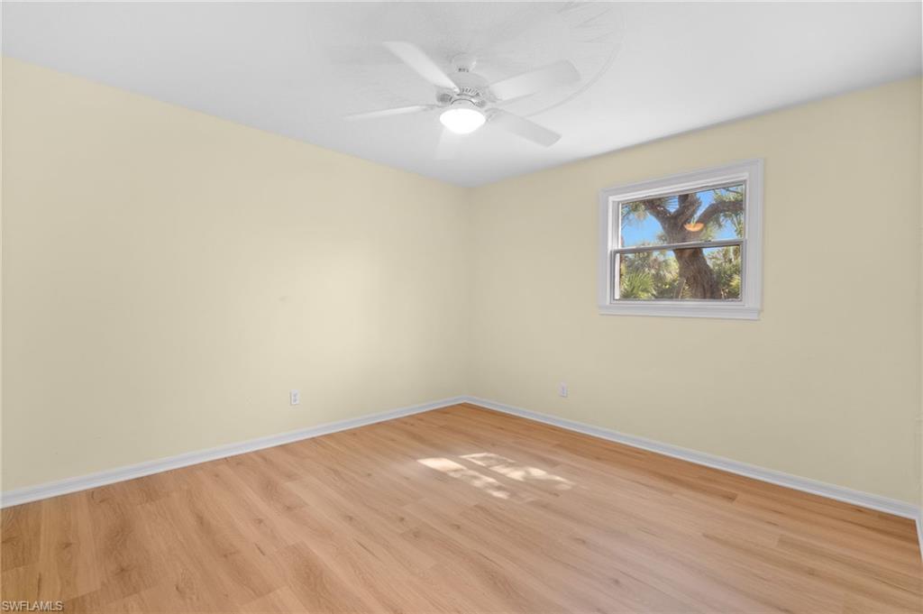 475 Las Tiendas Ln Property Photo 18