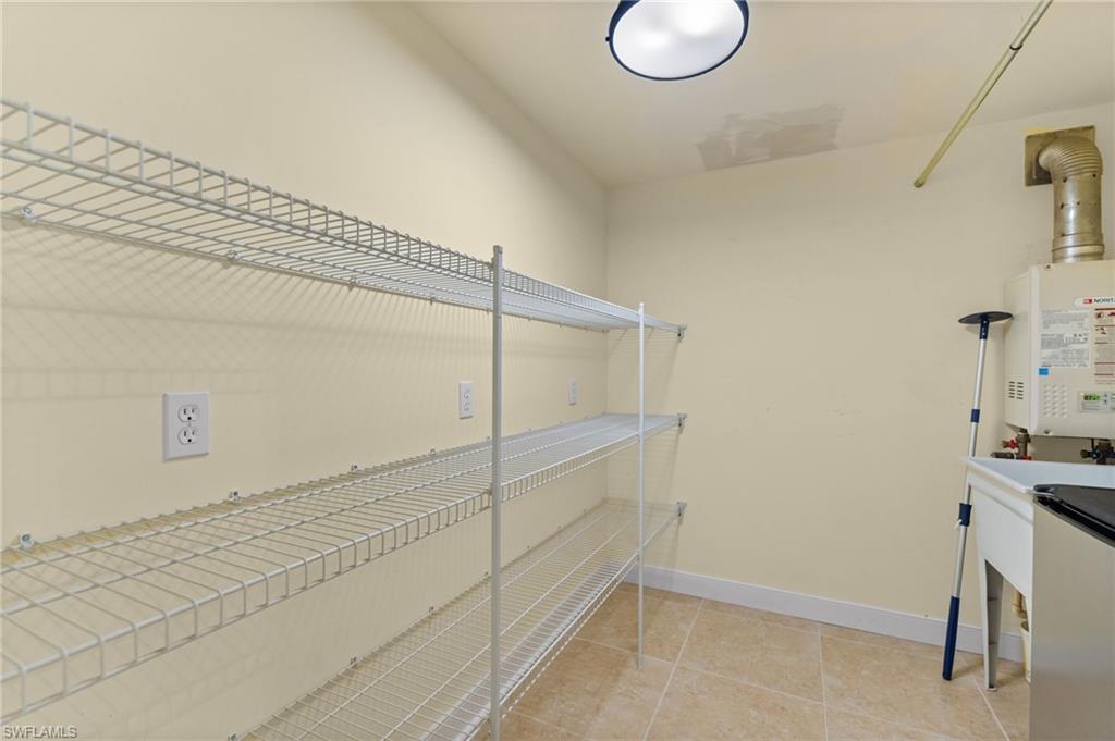 475 Las Tiendas Ln Property Photo 20