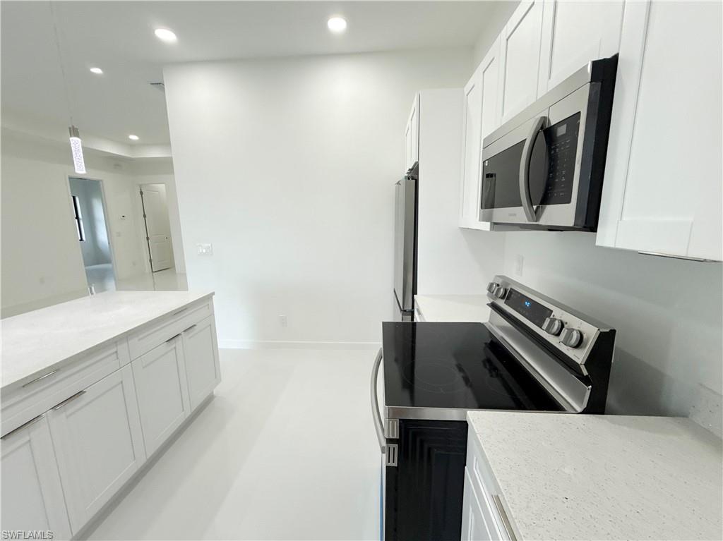 4322 Kismet Pkwy W Property Photo 13