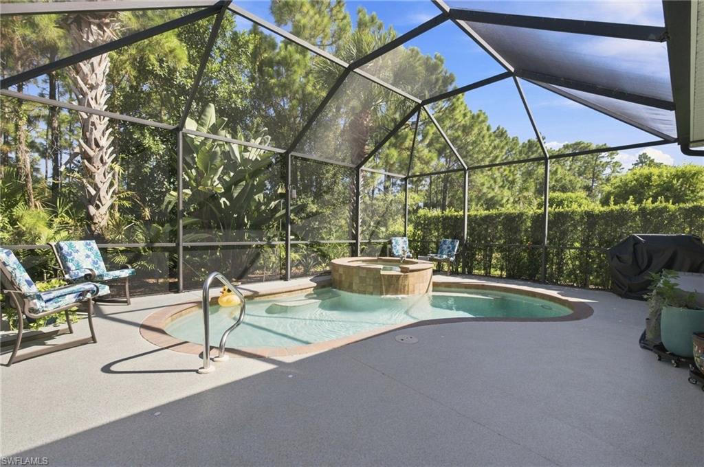 10694 Camarelle Cir Property Photo 3