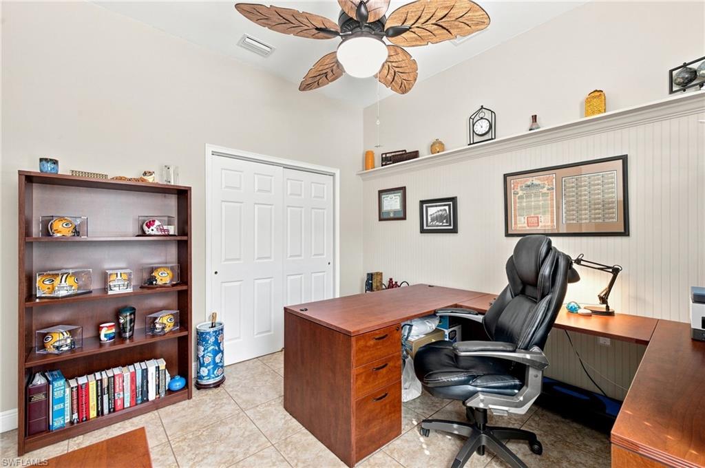 10694 Camarelle Cir Property Photo 8