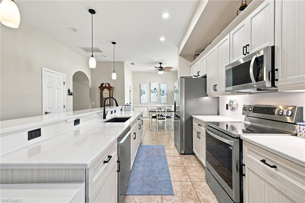 10694 Camarelle Cir Property Photo 15