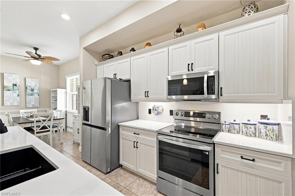 10694 Camarelle Cir Property Photo 17
