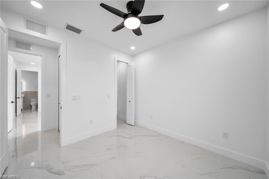 427 Sw 21st Ter Property Photo 29