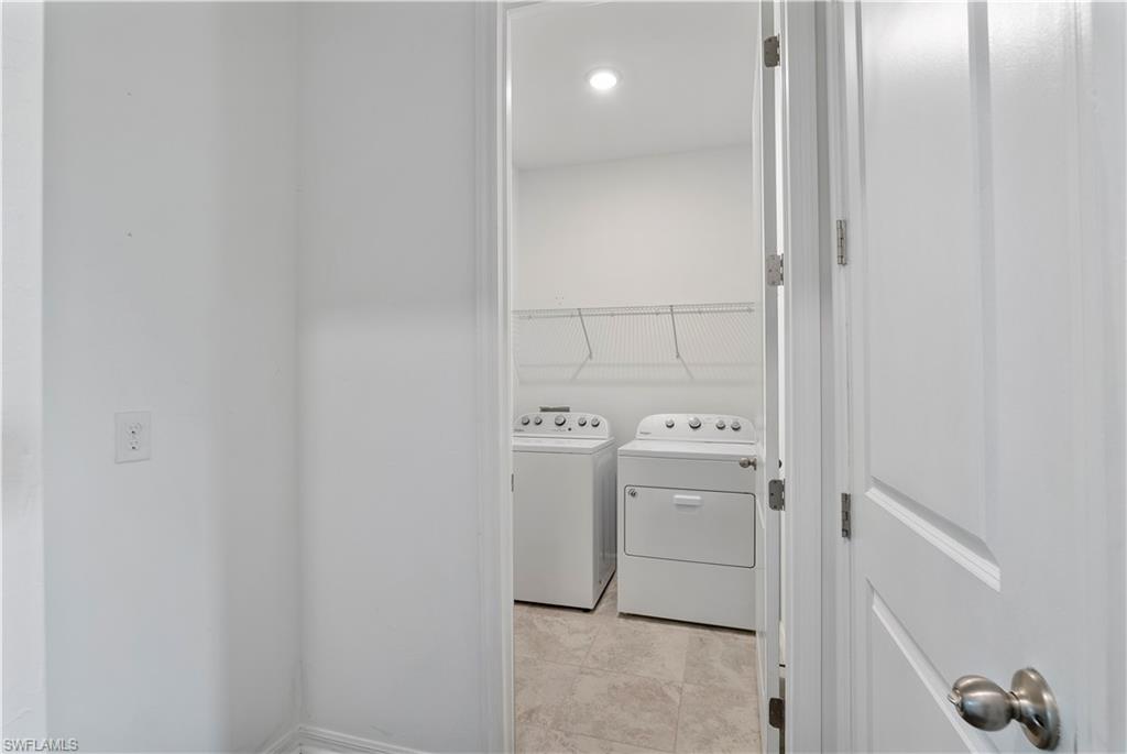 16369 Palmetto St Property Photo 9