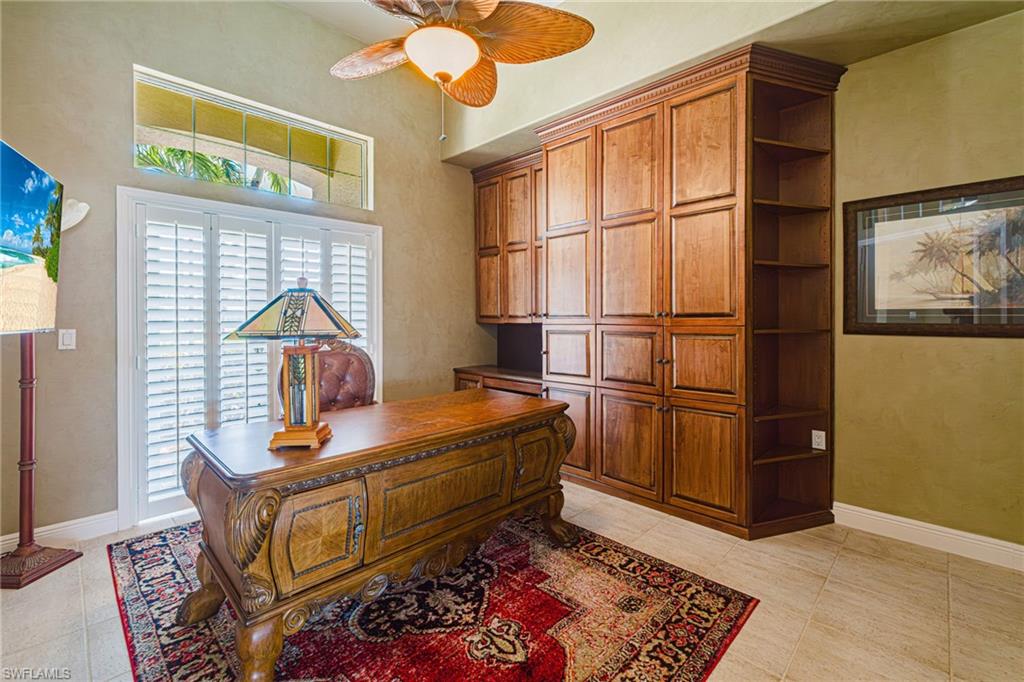 1925 Harbour Cir Property Photo 5