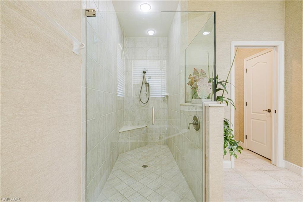 1925 Harbour Cir Property Photo 22