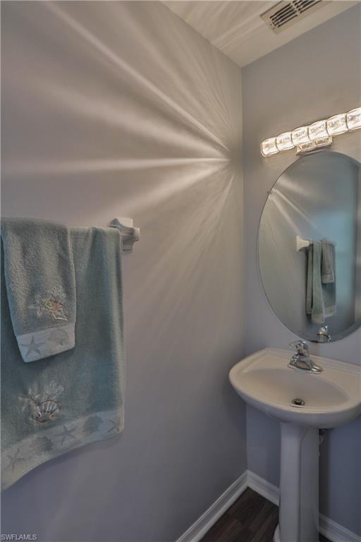 3630 Pine Oak Cir 105 Property Photo 5