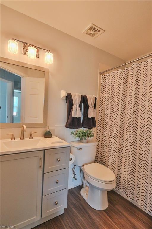 3630 Pine Oak Cir 105 Property Photo 17
