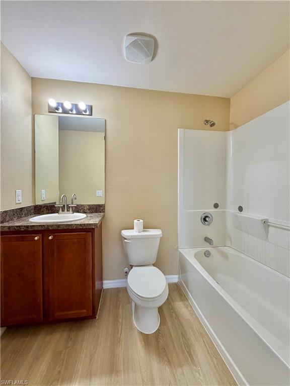2800 26th St Sw Property Photo 10