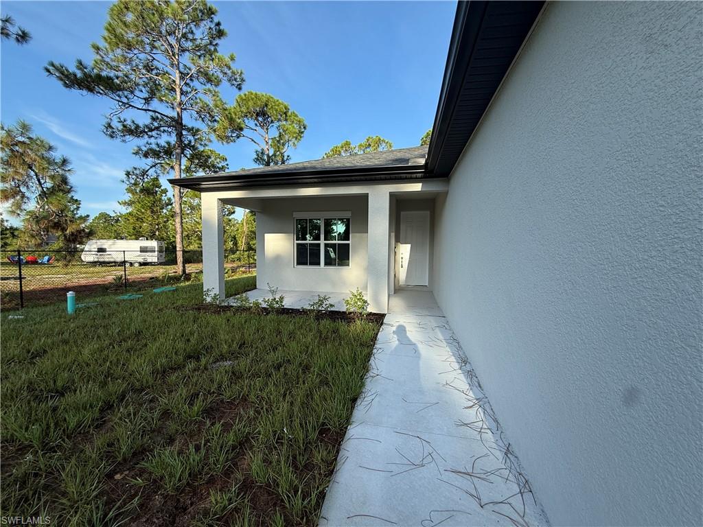 1030 Greenfield St Property Photo 5