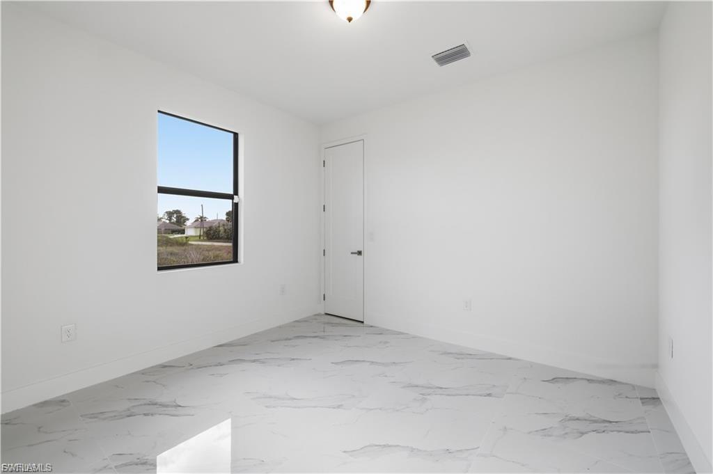 1436 Graham Cir Property Photo 8