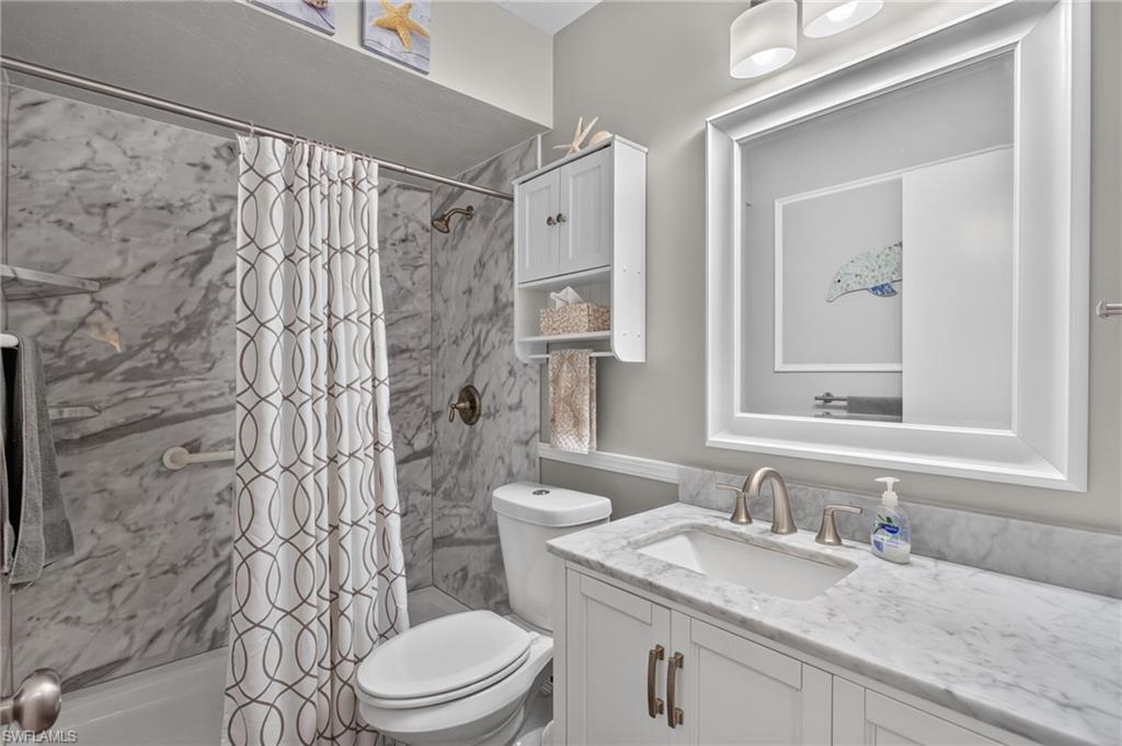8430 Charter Club Cir 15 Property Photo 12