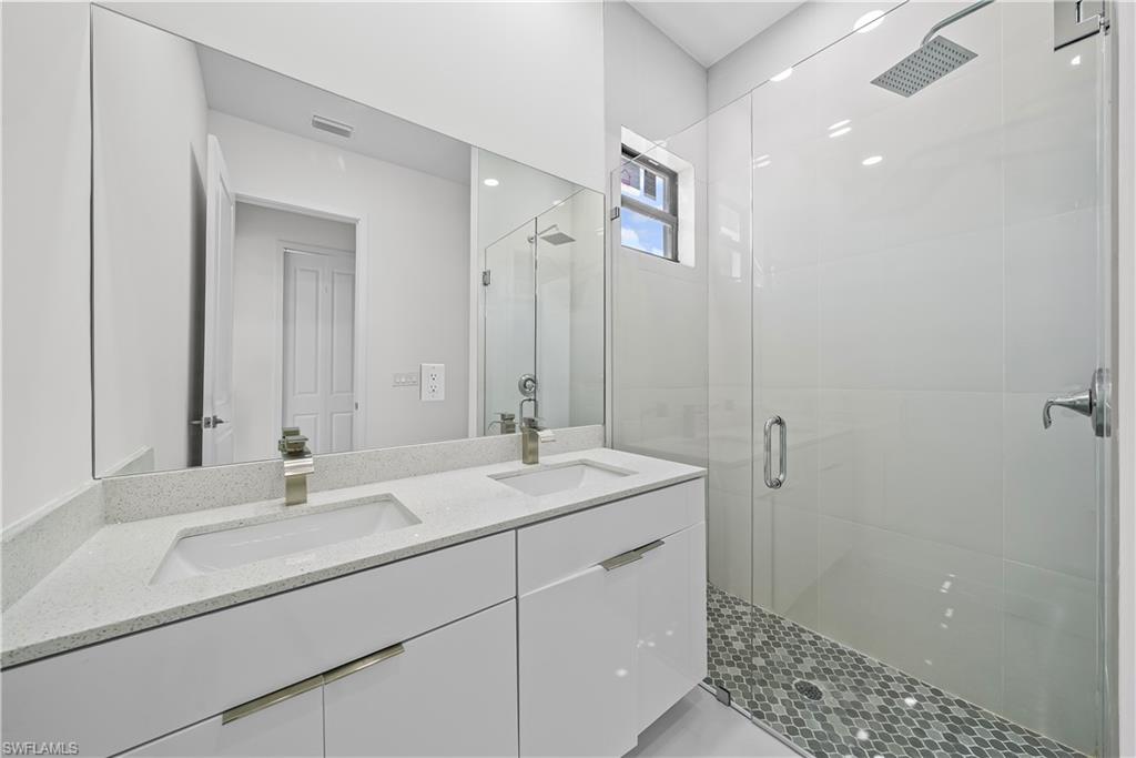 447 Redwing St Property Photo 13