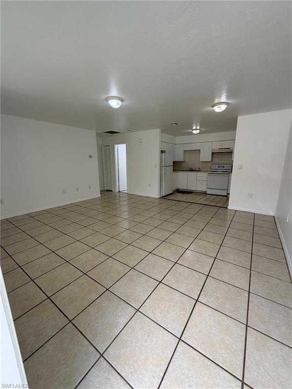 12929 1st ST 12931 Property Photo 1