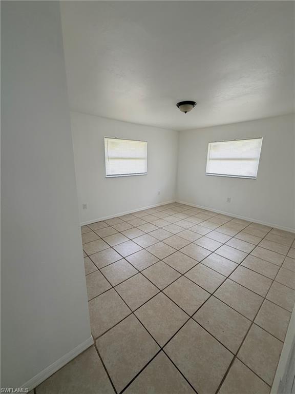 12929 1st St 12931 Property Photo 3