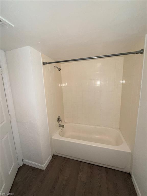1919 Lillie St D Property Photo 4