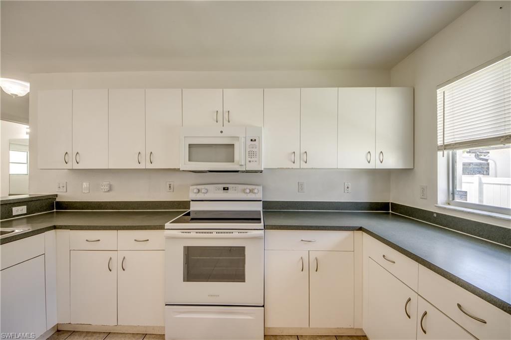 2114 Sw 39th St Property Photo 23