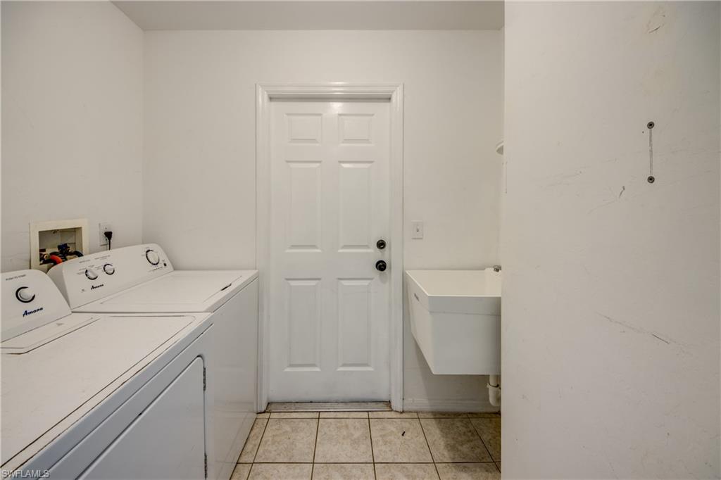 2114 Sw 39th St Property Photo 25