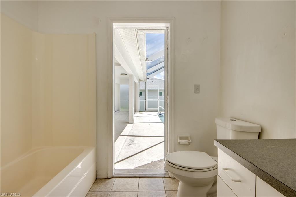 2114 Sw 39th St Property Photo 30