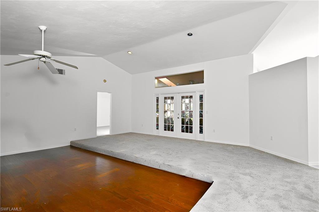 237 Lauberge Ct Property Photo 5