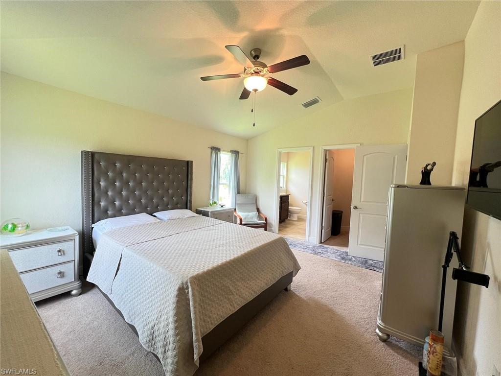555 Sargent St Property Photo 12