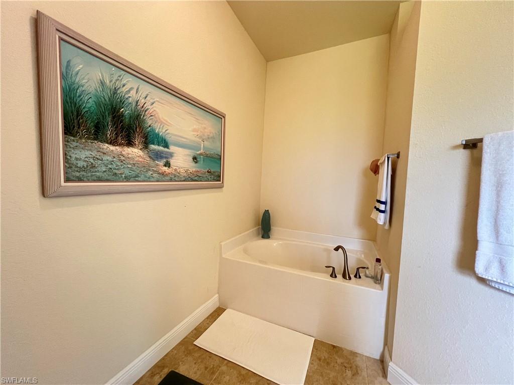 555 Sargent St Property Photo 17