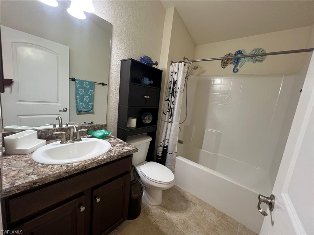 555 Sargent St Property Photo 23
