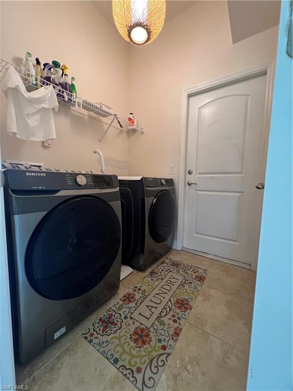 555 Sargent St Property Photo 24