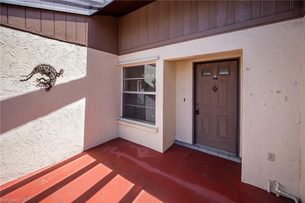 658 Foxwood Blvd 88 Property Photo 4
