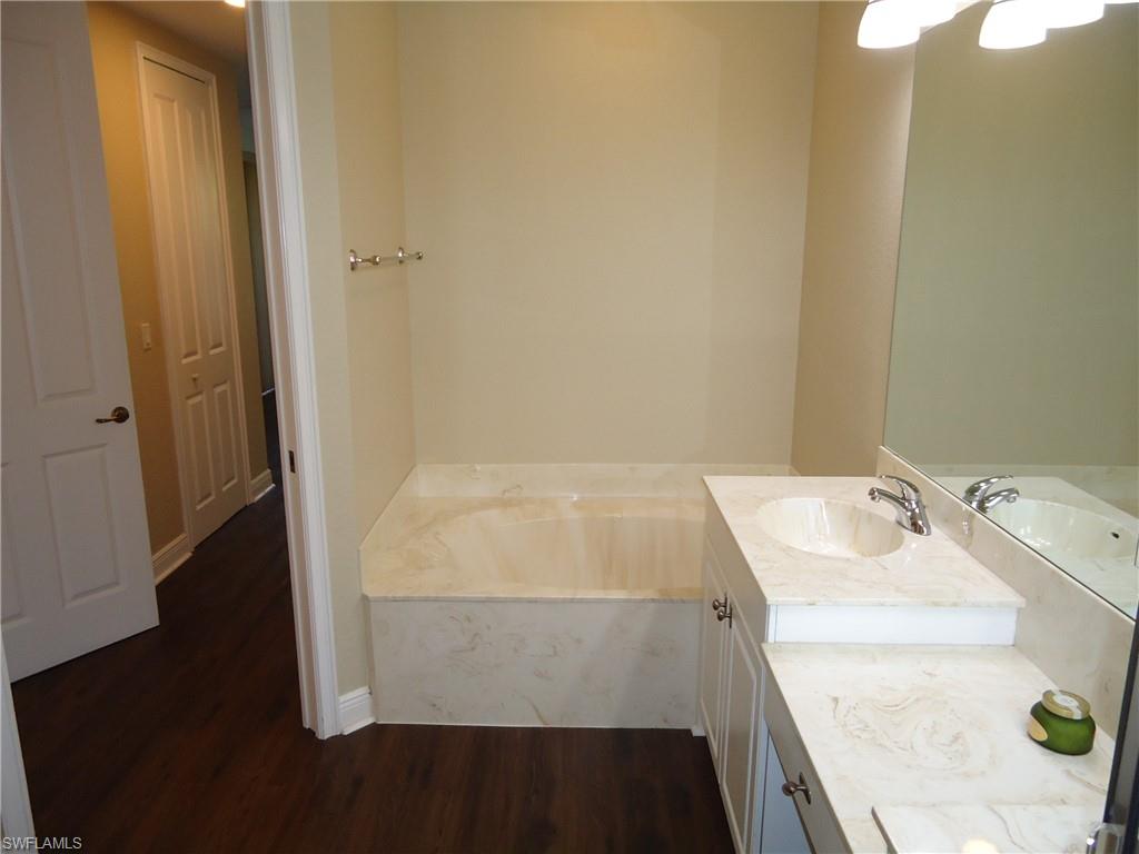 15940 Prentiss Pointe Cir 101 Property Photo 12