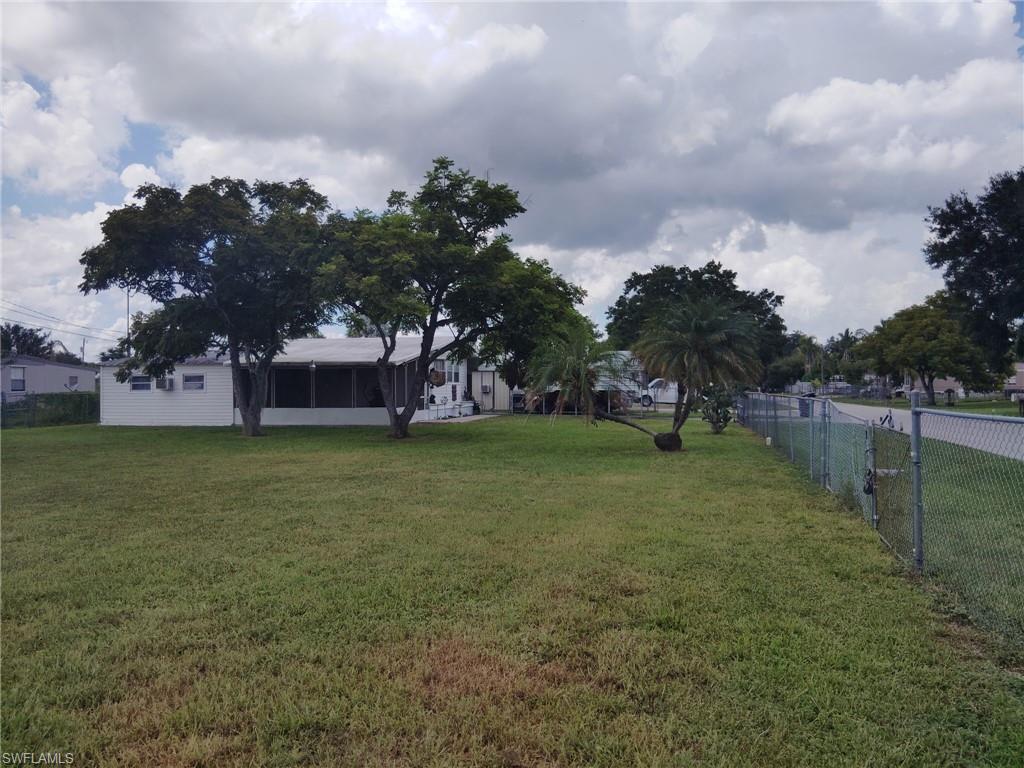 306 Pinecrest Ave Nw Property Photo 3