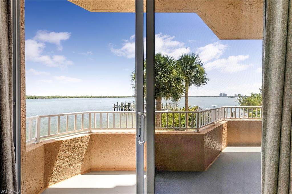 8771 Estero Blvd 103 Property Photo 21