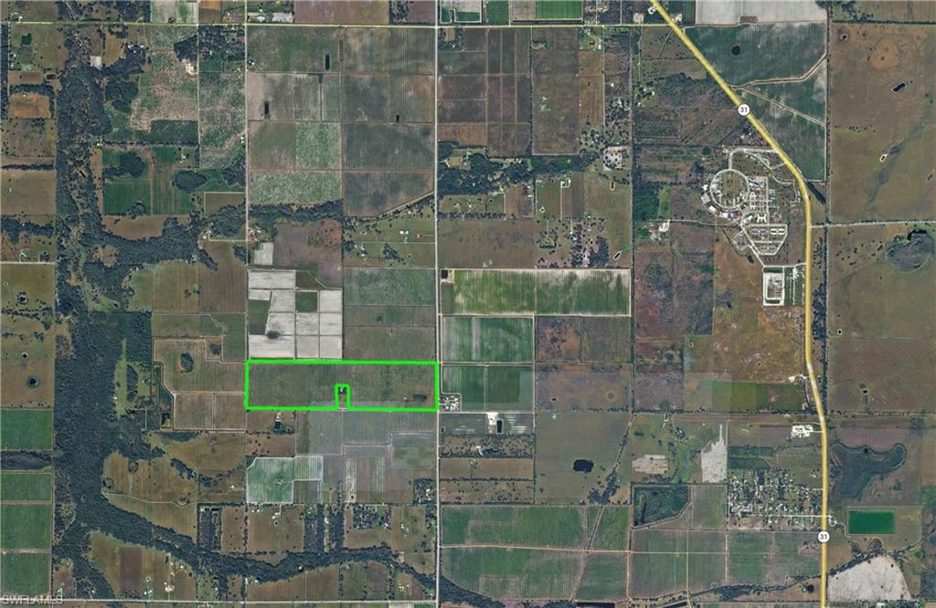 Se C & H Dr Property Photo 2