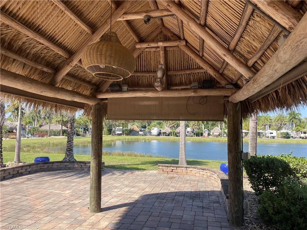 5230 Pineland Daisy Trl Property Photo 9