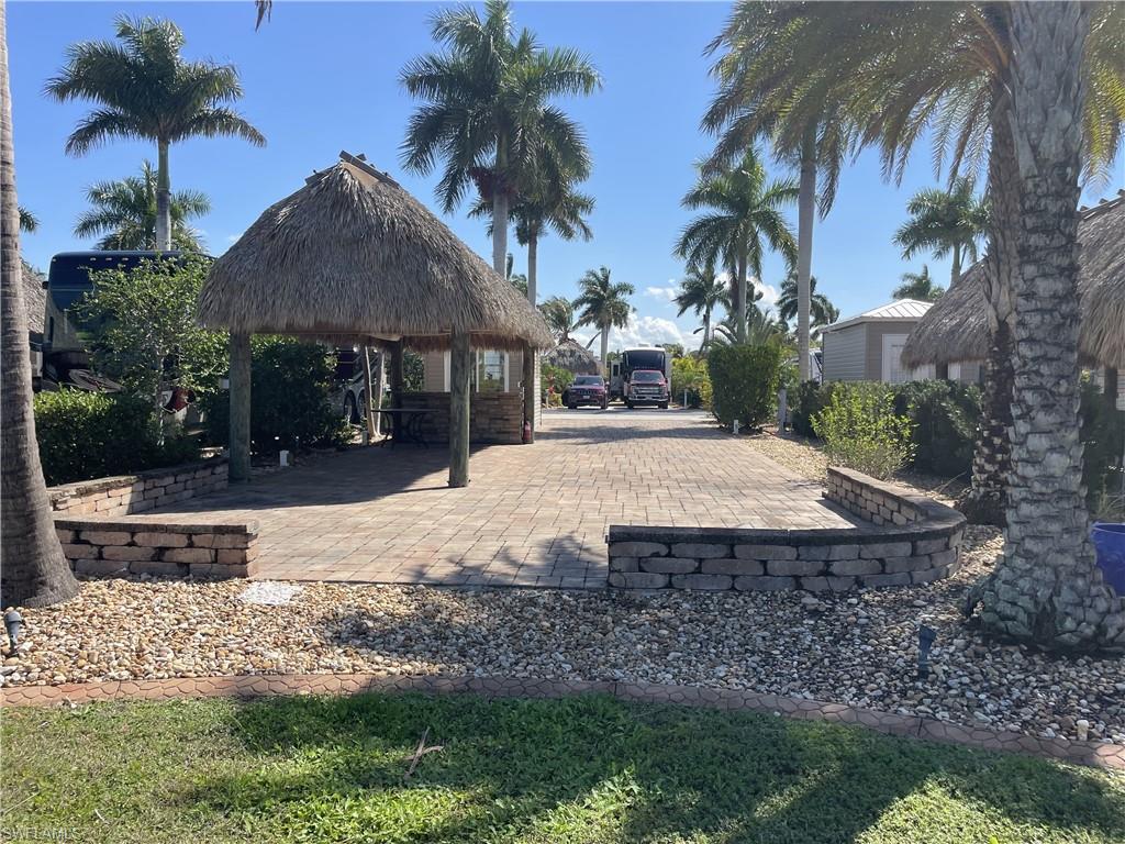 5230 Pineland Daisy Trl Property Photo 11
