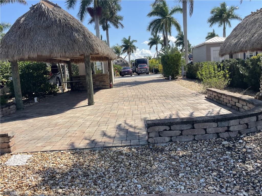 5230 Pineland Daisy Trl Property Photo 12