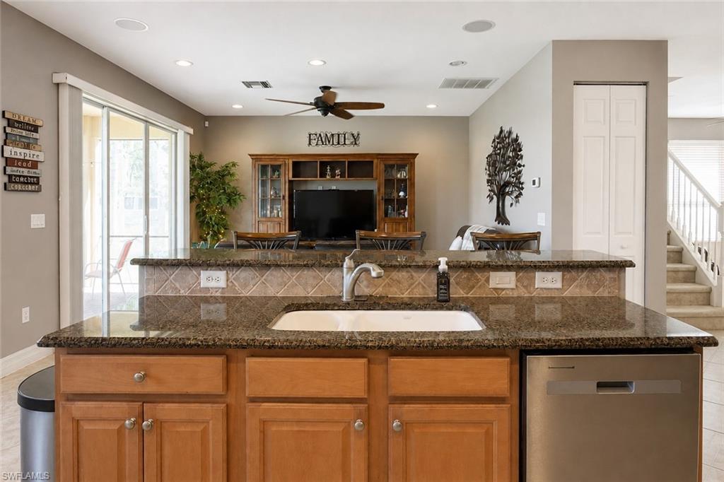 10471 Winged Elm Ln Property Photo 11